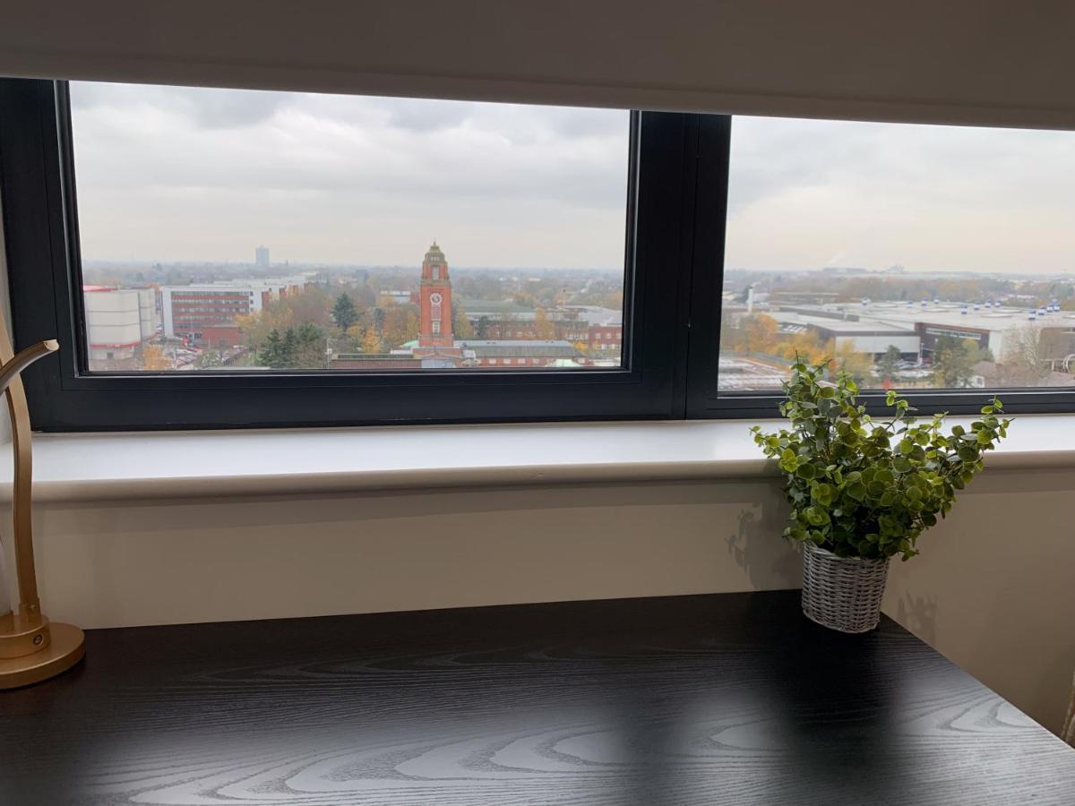 Stylish Studio Apt Overlooking Old Trafford Manchester Eksteriør bilde