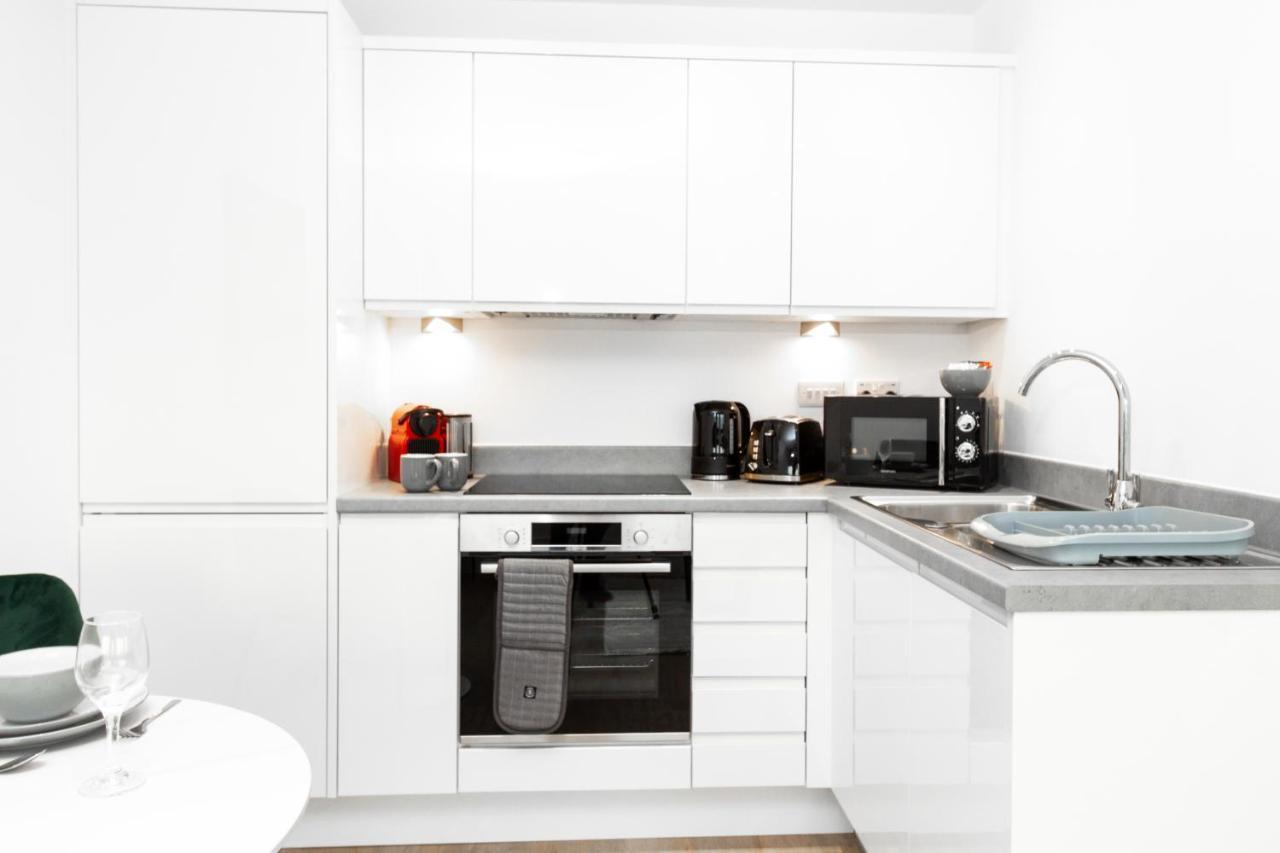 Stylish Studio Apt Overlooking Old Trafford Manchester Eksteriør bilde